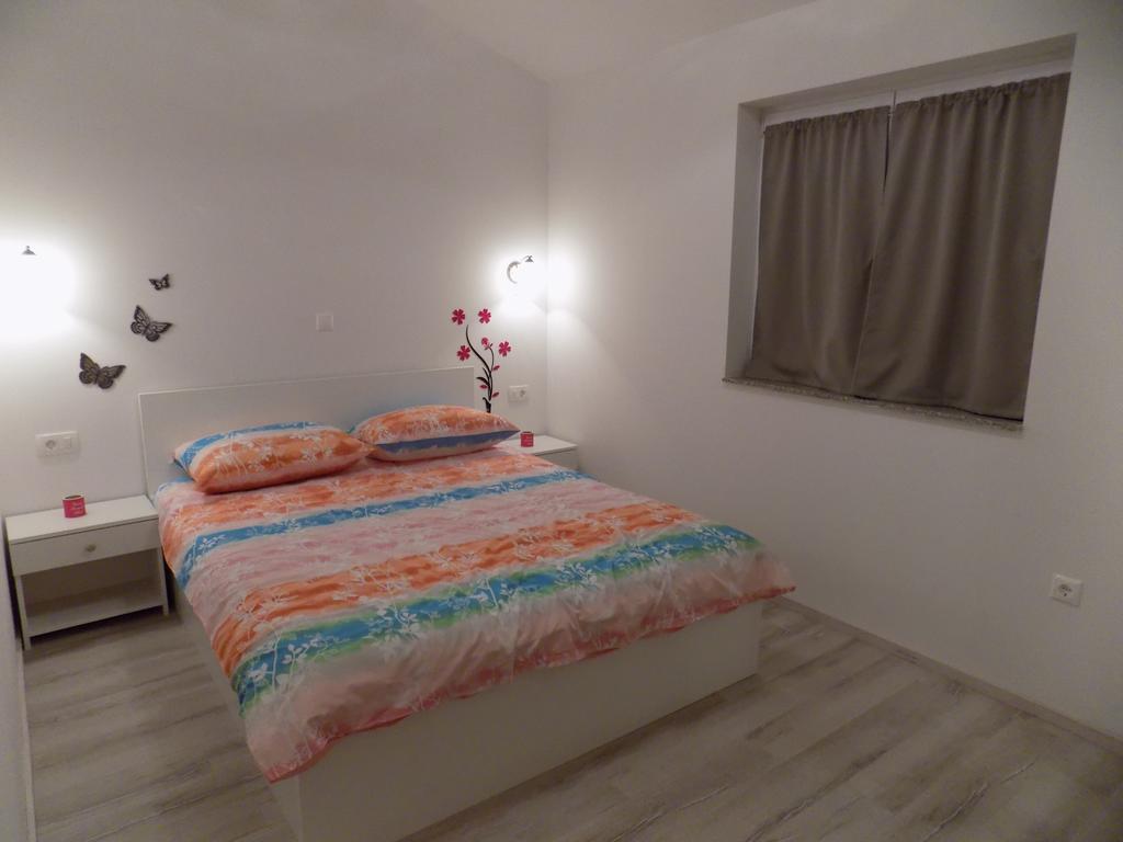 Apartments Sofija 브르시 외부 사진
