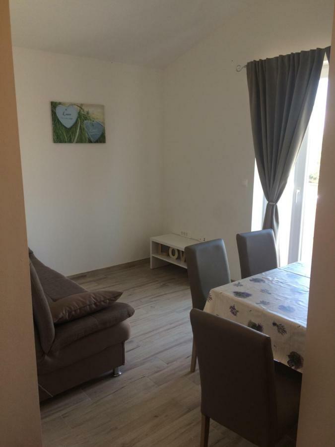 Apartments Sofija 브르시 외부 사진